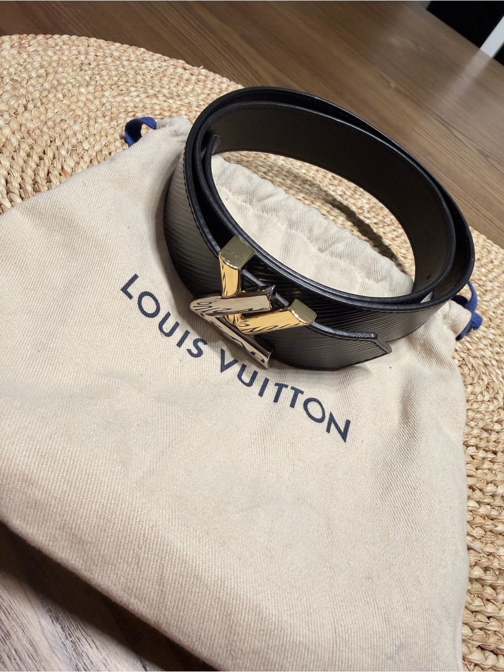 Louis Vuitton Women Belt size 80/32